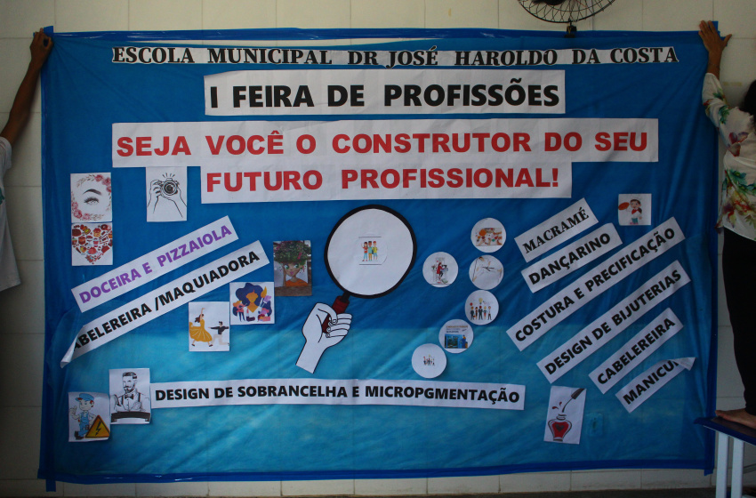 Escola Municipal Dr. José Haroldo da Costa realiza a I Feira de Profissões