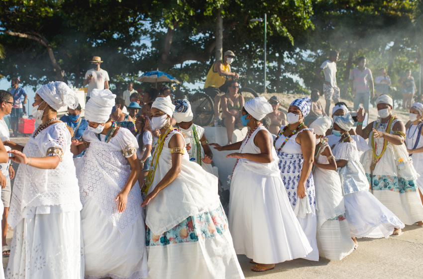 Festa das Águas: evento celebra o Dia de Iemanjá na Praia de Pajuçara