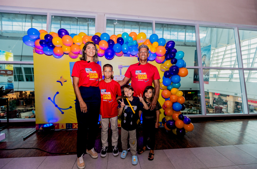 Juntos por um futuro melhor: casal e filho participaram do Pré-Enem Educar é Massa