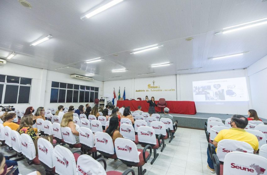 Prefeitura de Maceió promoveu palestra sobre lideranças femininas no poder público