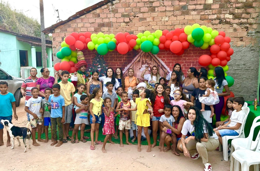 Prefeitura de Maceió promove recreação e entrega presentes na Grota Recanto Nabal