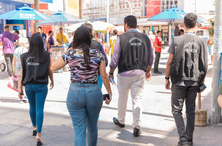 Procon Maceió auxiliou mais de 1 mil consumidores a negociar dívidas este ano