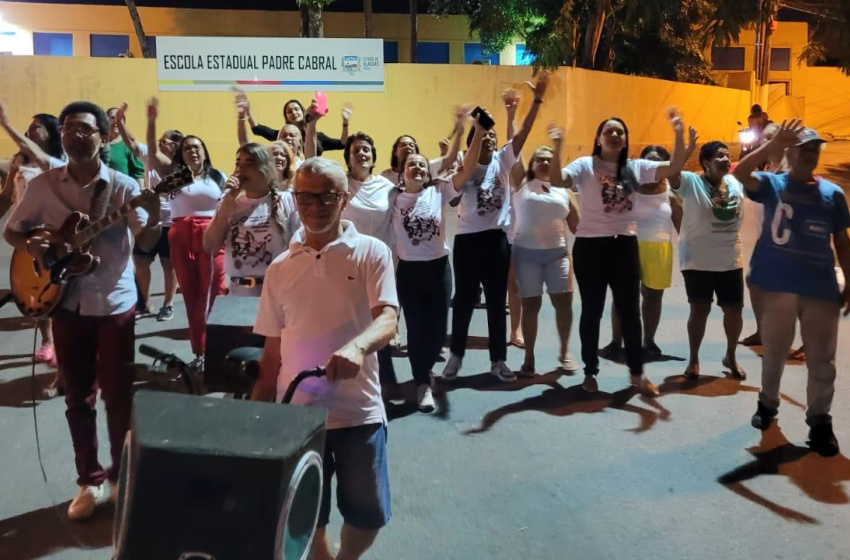 Usuários do Cras Fernão Velho participam de apresentação musical