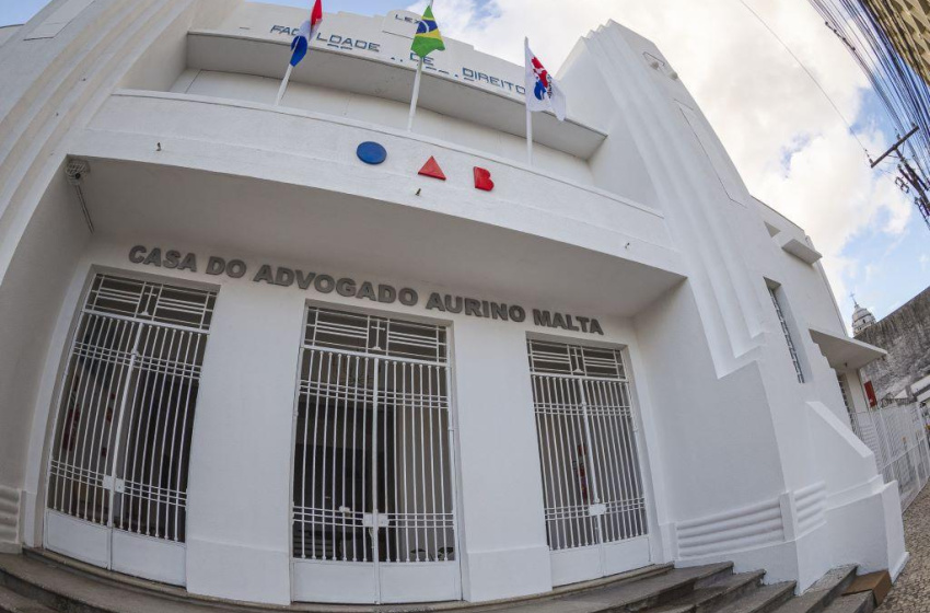 Prefeitura de Maceió firma convênio com a OAB-AL para preservação de prédio histórico