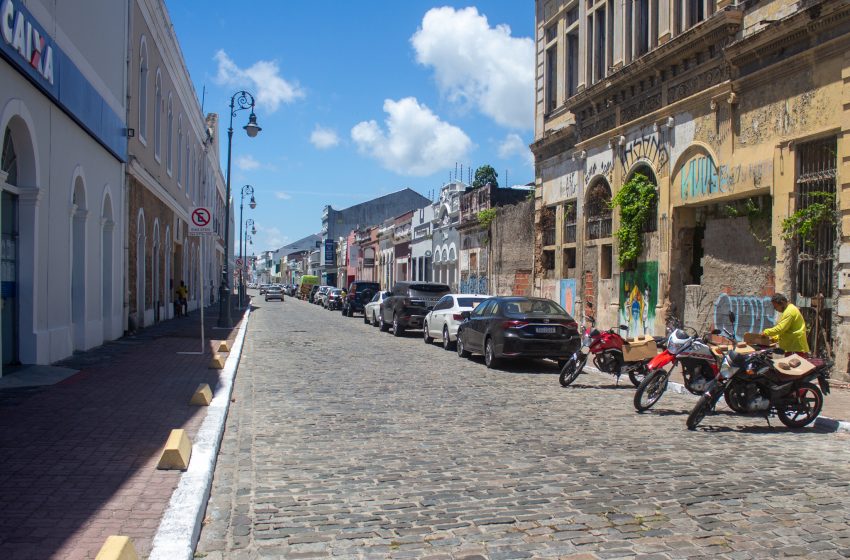 Rua Sá e Albuquerque, no Jaraguá, será interditada para reparos na via