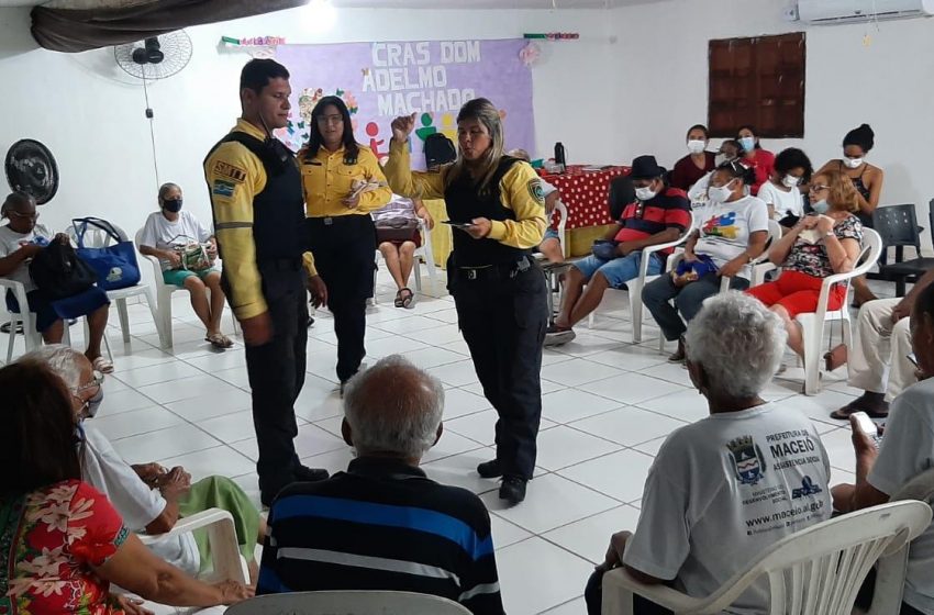 Segurança no trânsito é tema de palestra para idosos do Cras Dom Adelmo Machado