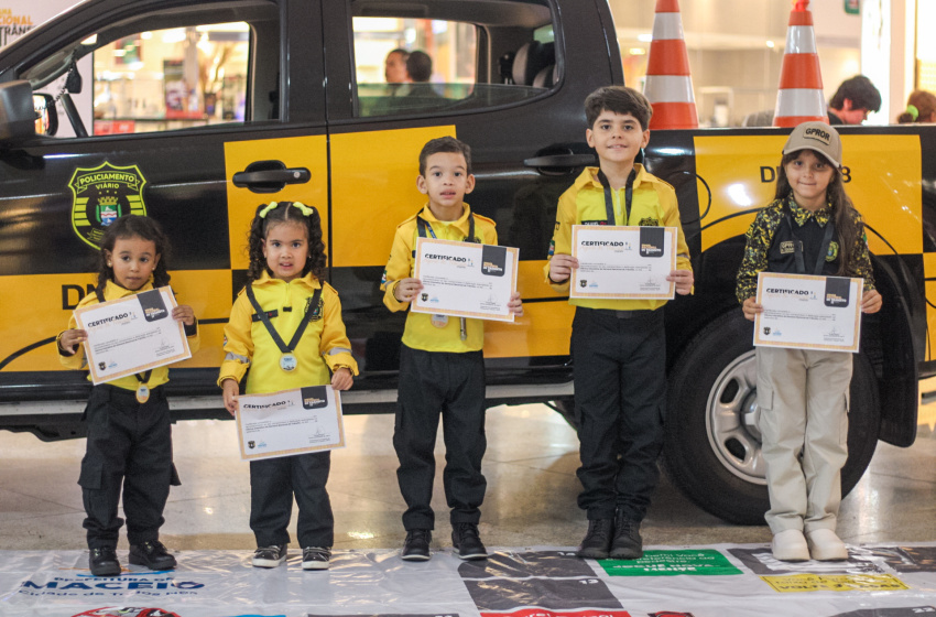 Crianças aprendem sobre educação no trânsito com projeto Agente Mirim