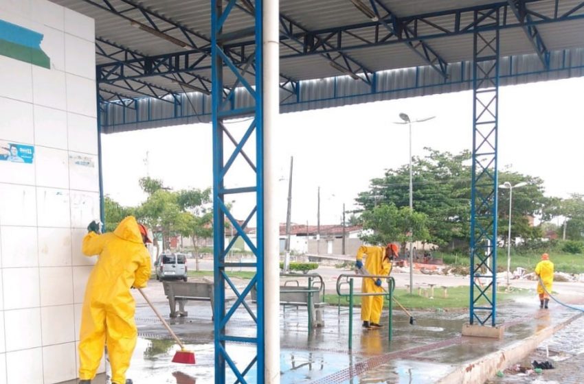 Prefeitura realiza desinfecção no terminal do Mocambo, no Benedito Bentes