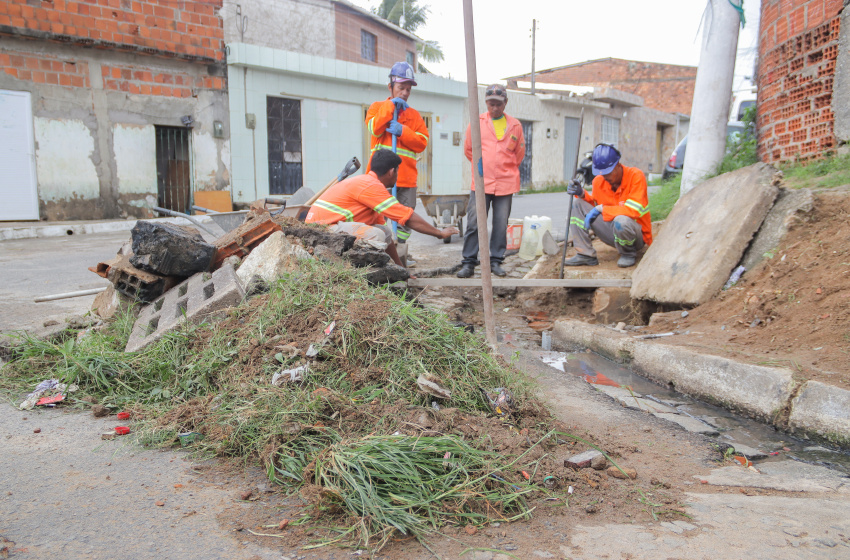 Brota na Grota: Serviços de Infraestrutura chegam à Grota do Arranha-Céu, na Chã de Bebedouro