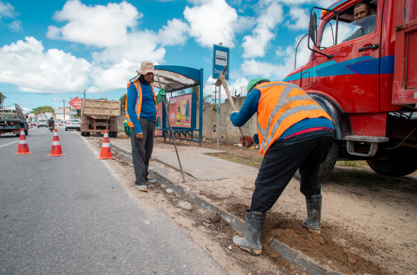 Prefeitura de Maceió inicia obras de calçada que vai garantir melhorias à população na Via Expressa