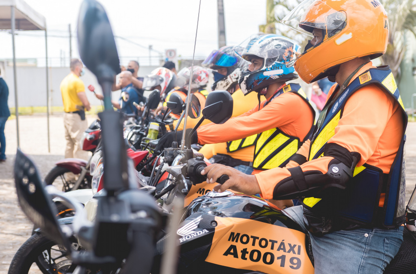 Dia do Mototaxista é comemorado neste sábado (24)