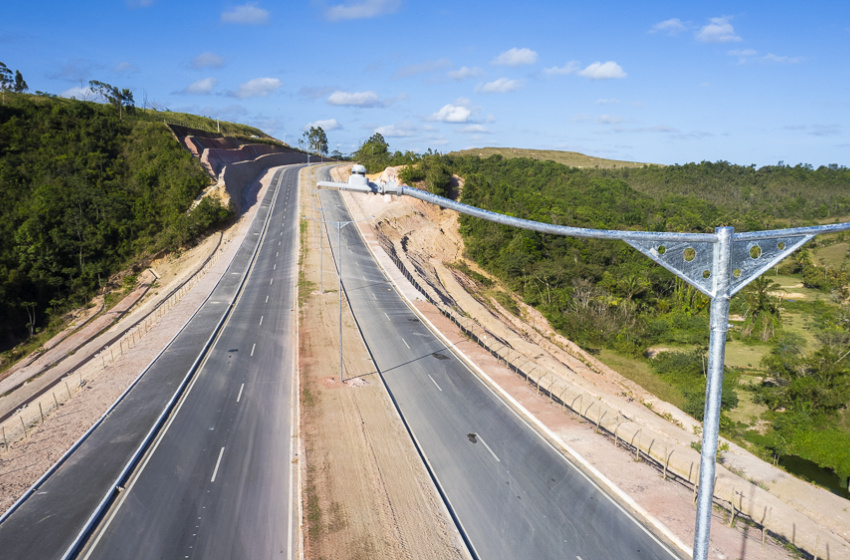 Projeto de Iluminação Pública na Via da Integração é finalizado