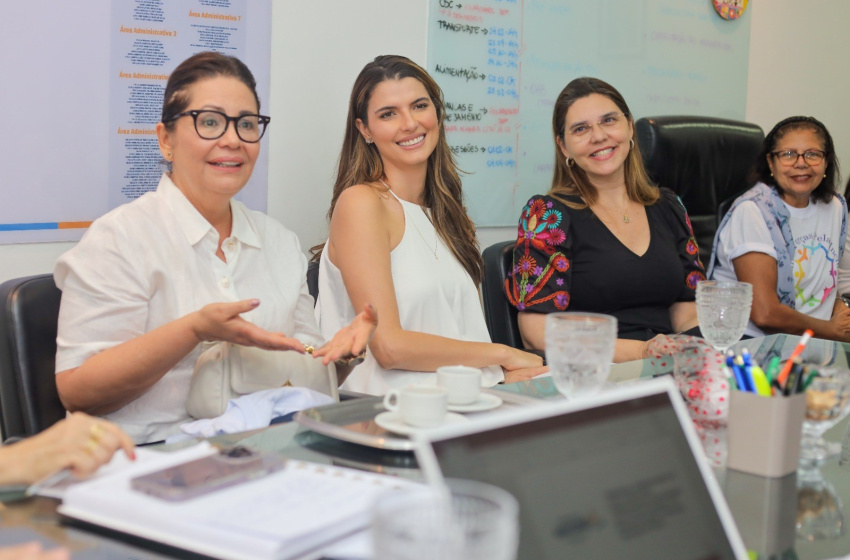 Primeira-dama de Maceió e secretária municipal de Educação discutem criação de 1° Centro de Referência para Estudantes com Deficiências