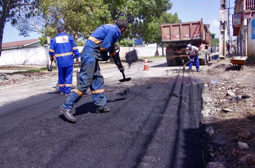 Operação tapa-buraco contempla mais seis bairros de Maceió