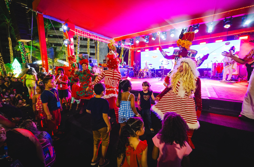 Natal e aniversário de Maceió se unem em festa de luz e cultura na Ponta Verde