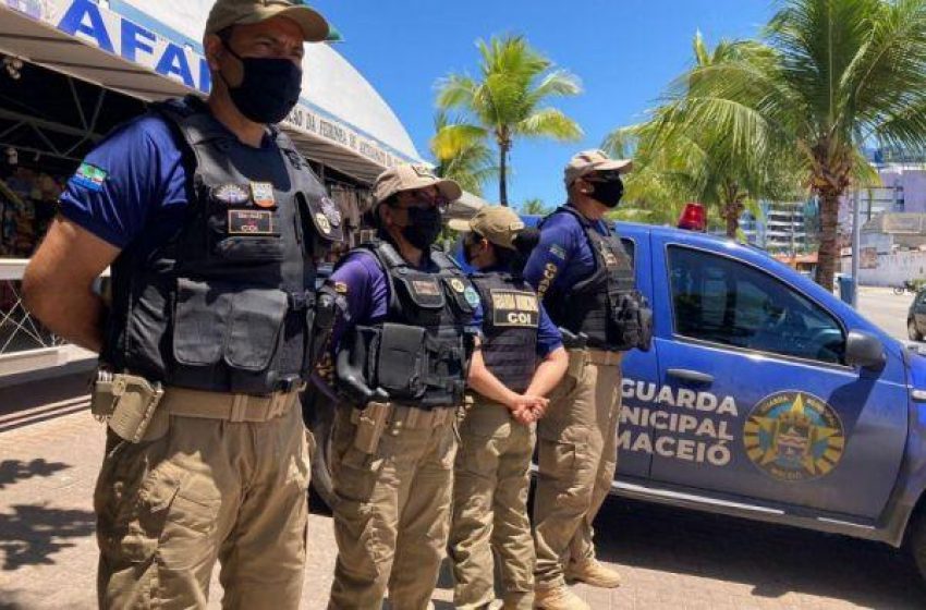 Guarda Municipal prende suspeito de violência contra mulher em Jaraguá