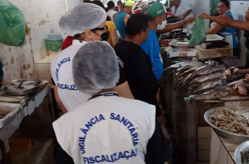 Vigilância Sanitária faz ação educativa sobre comercialização de pescados