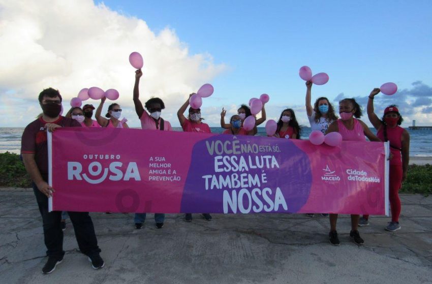 Caminhada na Praia do Sobral chama atenção para o combate ao câncer