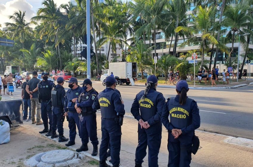 Guarda Municipal apreende 90 comprimidos de Rohypnol com adolescente na Ponta Verde