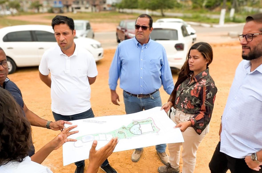 Vice-prefeito visita obras na parte alta de Maceió