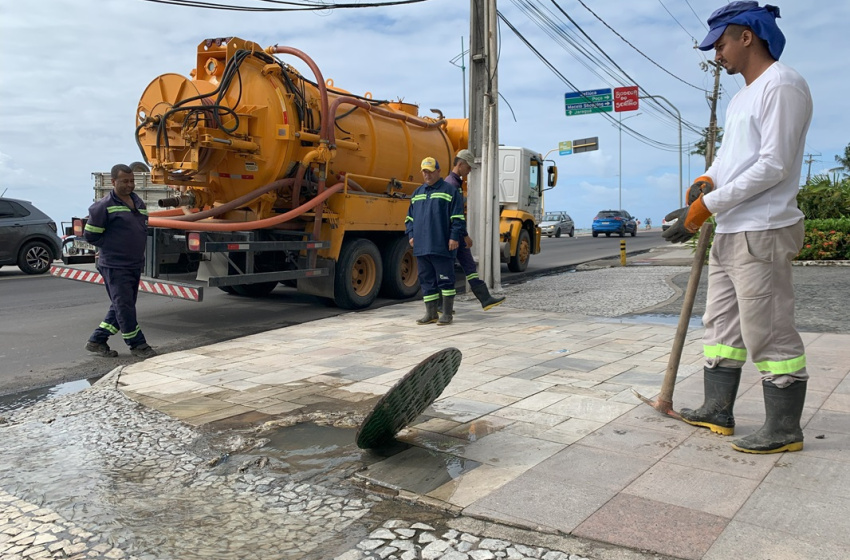 Operação Línguas Sujas flagra transbordo de esgoto da BRK em galeria de águas pluviais na Jatiúca