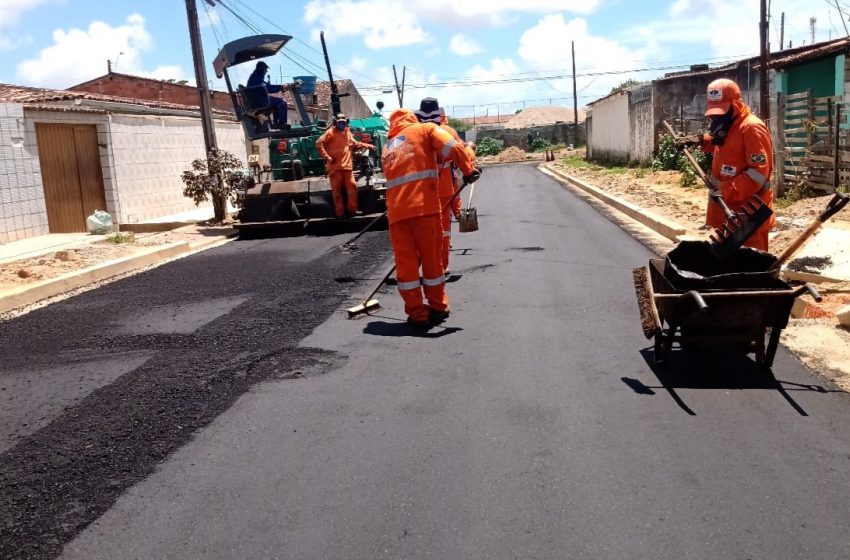 Pavimentação de vias já é realidade no bairro Santa Lúcia