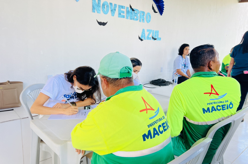 Novembro Azul: Prefeitura realiza ações de saúde com garis de Maceió