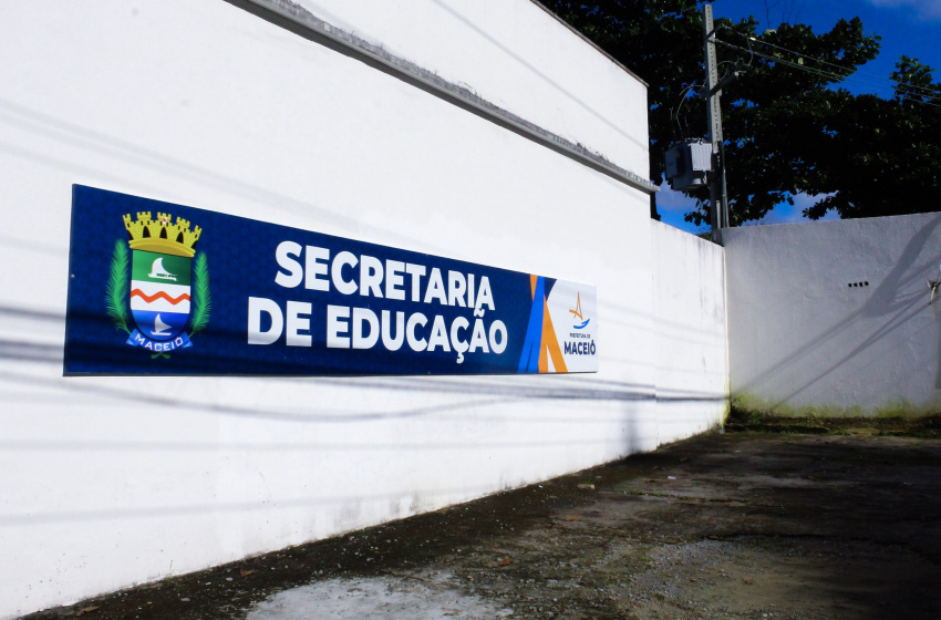 Prefeitura de Maceió convoca mais de 300 auxiliares de sala