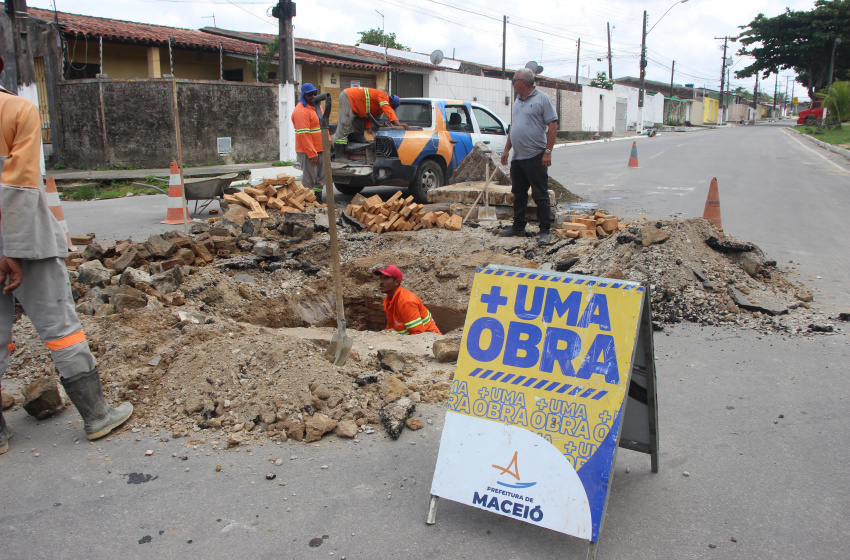 Prefeitura de Maceió leva serviços de recuperação de drenagem a mais de 20 bairros