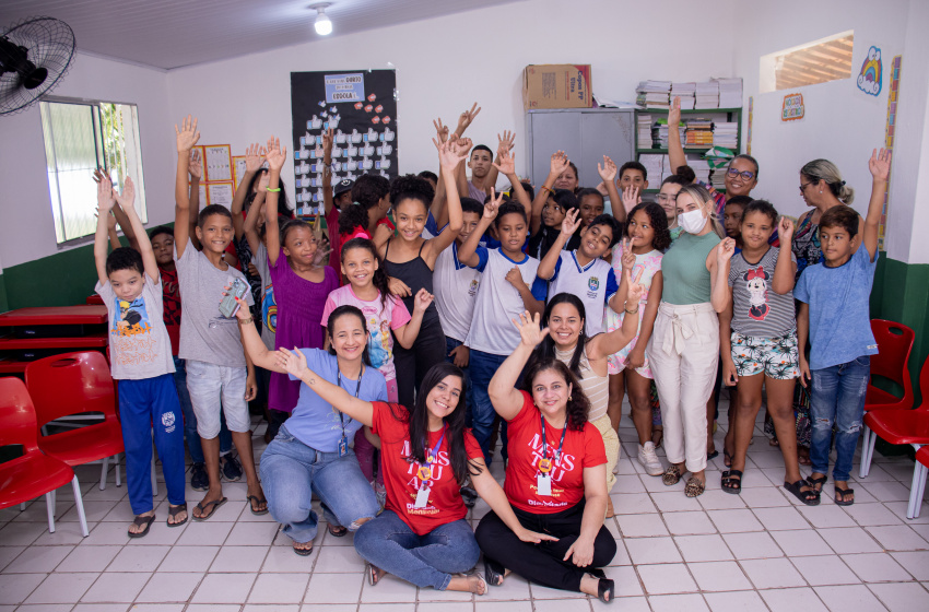 Escola do Benedito Bentes recebe roda de conversa do programa Dignidade Menstrual