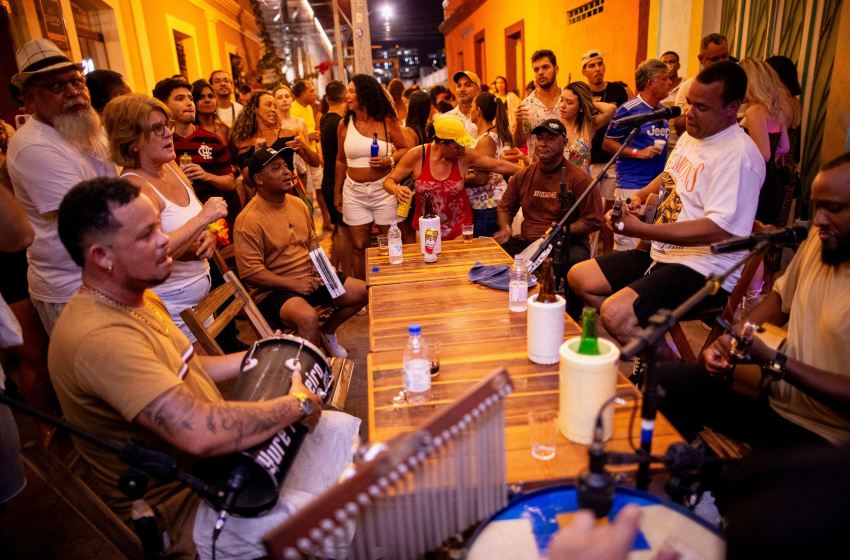 Samba no Beco: música, animação e alegria movimentam Jaraguá