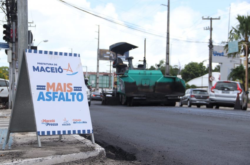 Infraestrutura inicia obras para pavimentar a Avenida Comendador Gustavo Paiva