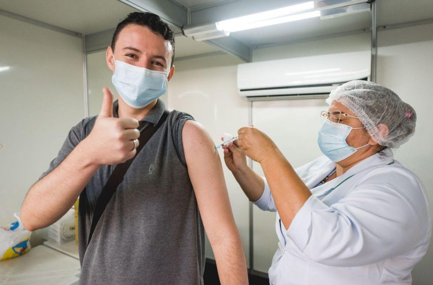 Maceió tem novo recorde de vacinação e mantém Corujão durante toda a semana