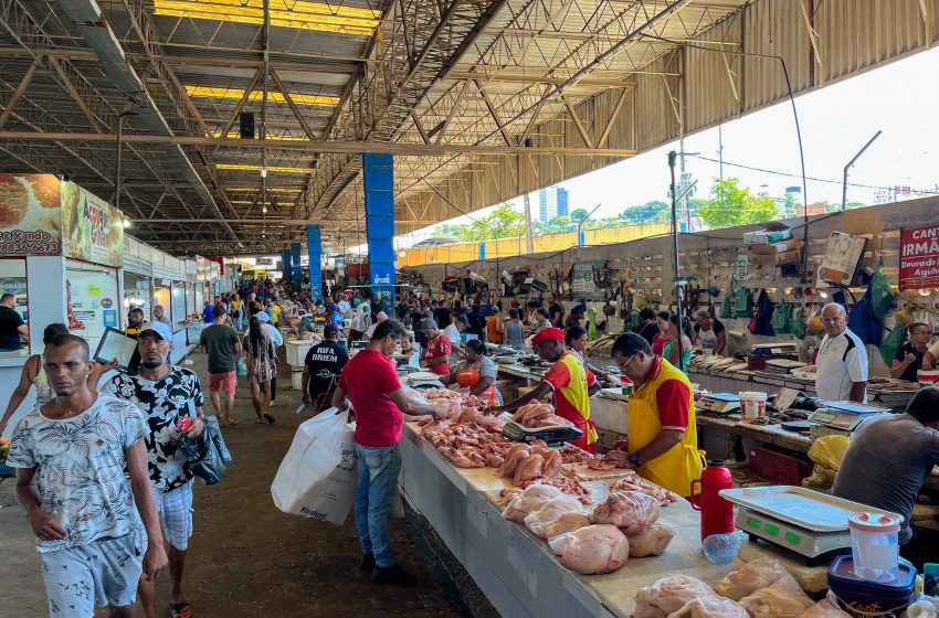 Mercados públicos e feiras de Maceió têm funcionamento especial neste feriado