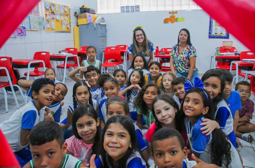 Projeto realizado em escola do Benedito Bentes estimula o gosto pela leitura
