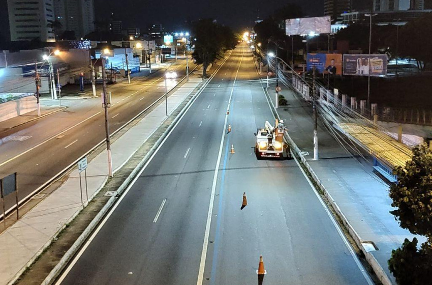 Prefeitura autoriza implantação de iluminação em led em todas as grotas de Maceió