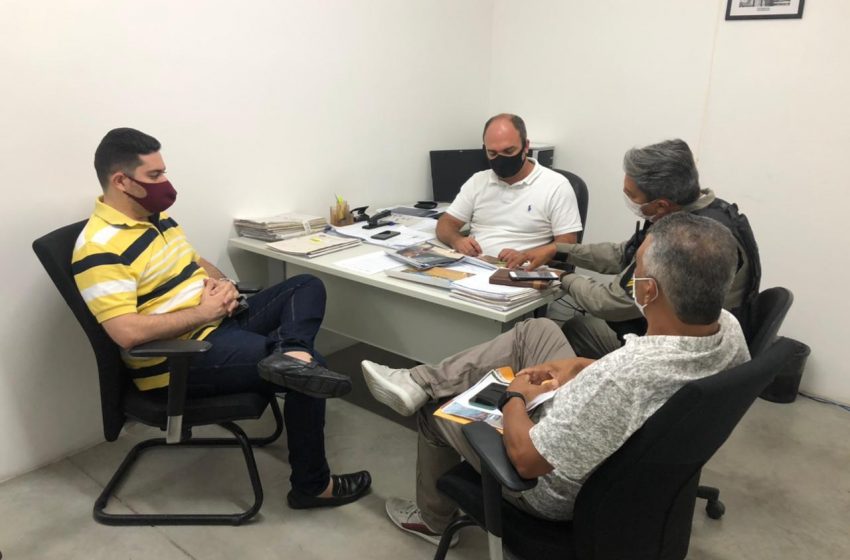 Nova gestão da Semscs se reúne com moradores do Conjunto Osman Loureiro