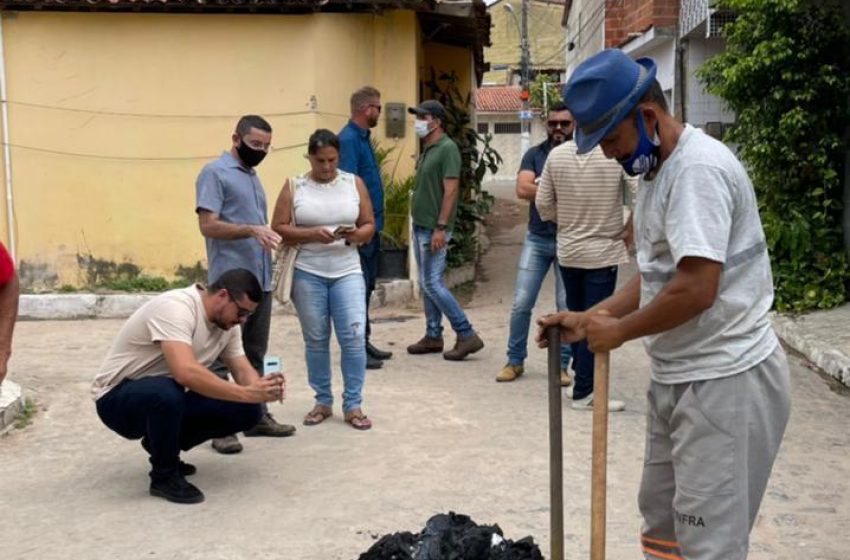 Prefeitura inicia serviços de limpeza e desobstrução de galerias no Pontal da Barra