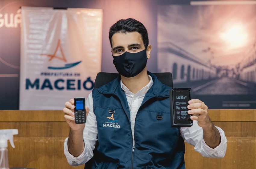 Prefeitura de Maceió entrega celulares e digitalização chega aos Conselhos Tutelares