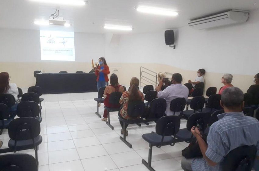 Usuários do SUS discutem propostas ao Plano Municipal de Saúde de Maceió