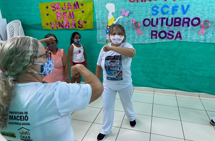 Cras Pitanguinha realiza atividade com grupo de capoeiristas em alusão ao Outubro Rosa