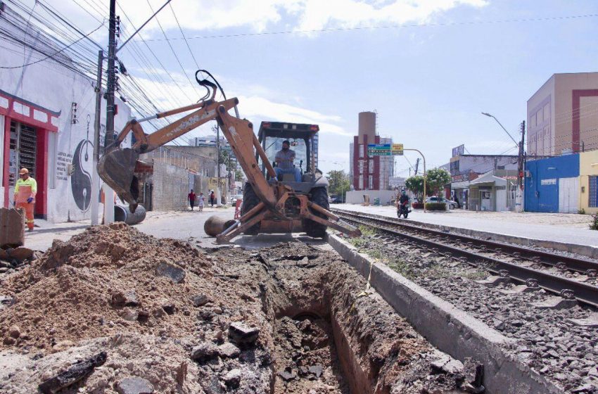 Infraestrutura avança com obras de drenagem na Avenida Walter Ananias