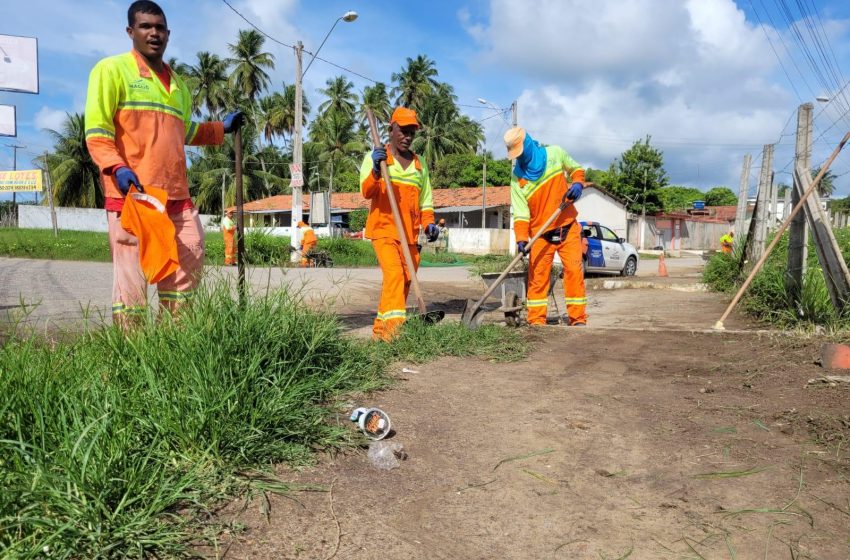 Desenvolvimento Sustentável realiza mutirão de limpeza em Ipioca