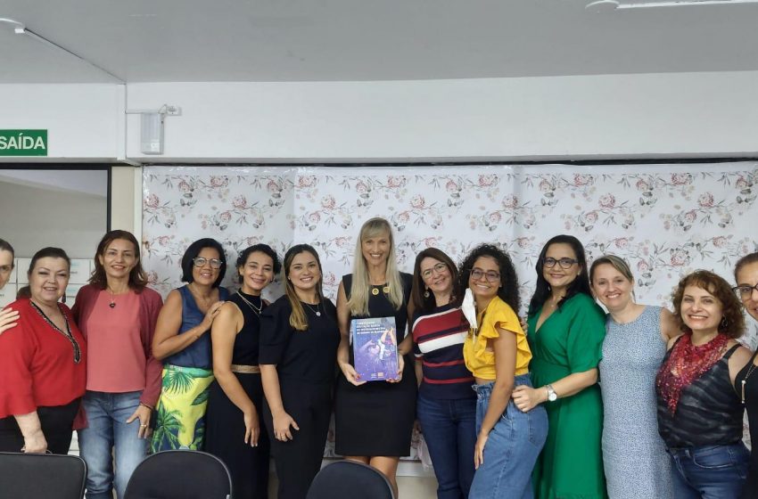 Professoras premiadas compartilham experiências de visita técnica à Educação de Blumenau, em Santa Catarina