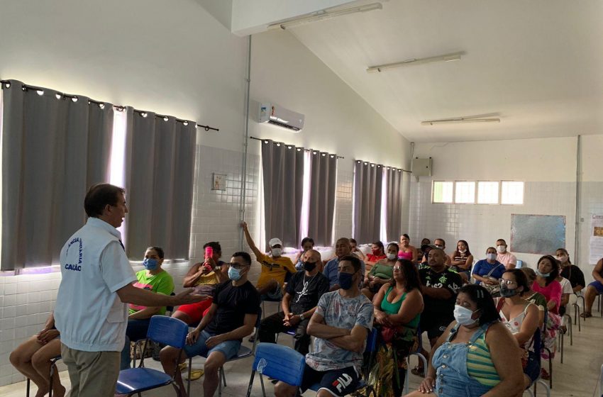 Vigilância Sanitária capacita escola municipal sobre boas práticas com alimentos