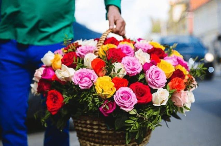 Convívio Social lança edital de cadastro para ambulantes venderem flores no dia das mães