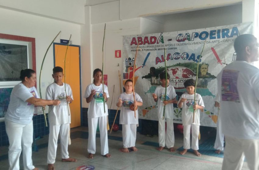 Comunidade do Rio Novo participa de Oficina de Capoeira na creche Mestra Virgínia
