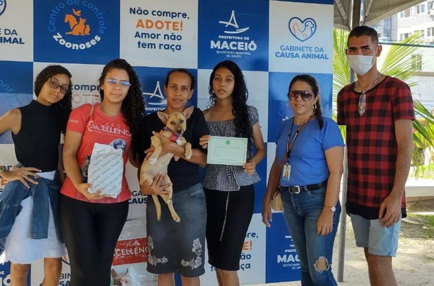 Feira de Adoção da Prefeitura de Maceió tem assegurado lares para os pets