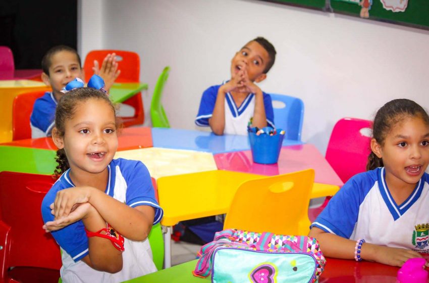 Escola Municipal Major Bonifácio volta às aulas presenciais após realocação para novo prédio
