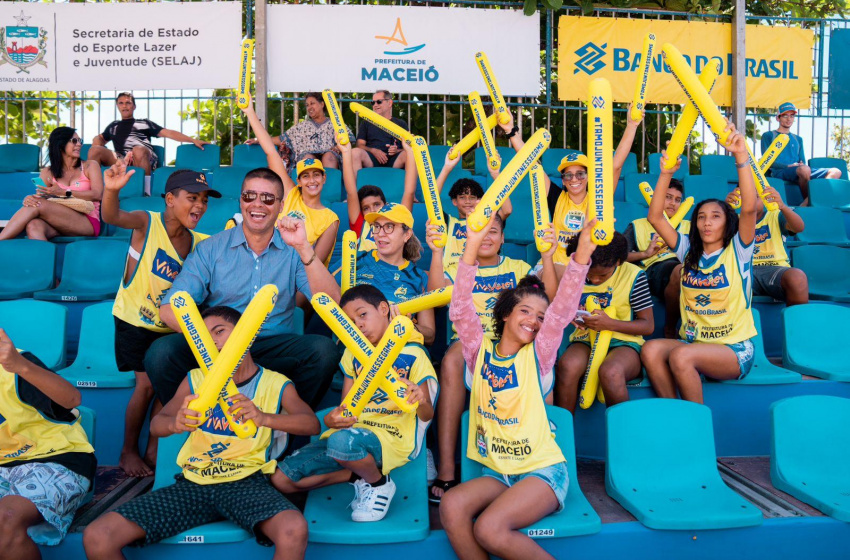 Estudantes de escolas públicas conhecem Circuito Brasileiro de Vôlei de Praia